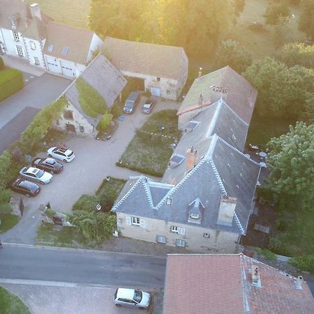 La Bromontoise Chambres D'Hotes Pontgibaud Esterno foto