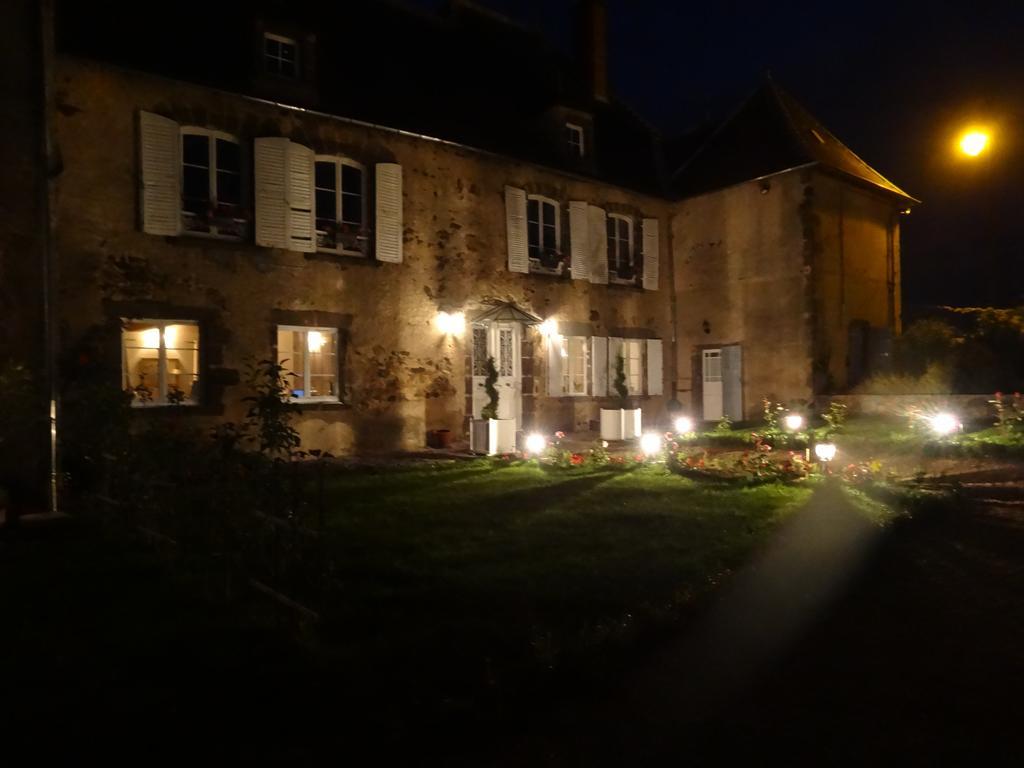 La Bromontoise Chambres D'Hotes Pontgibaud Esterno foto