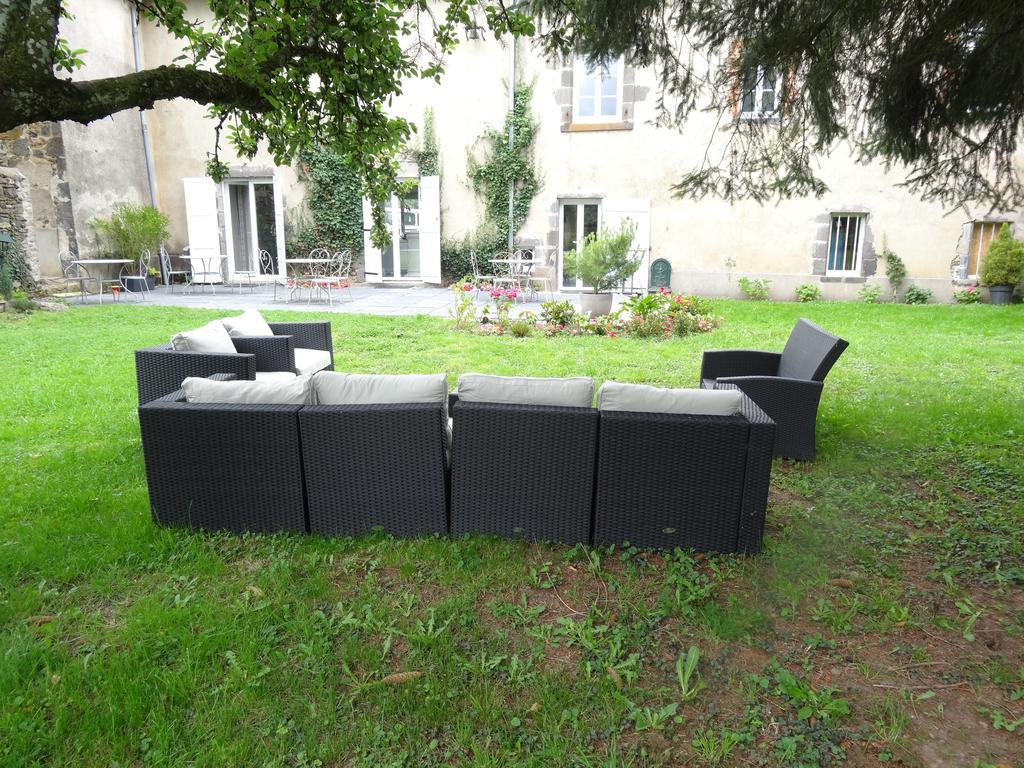 La Bromontoise Chambres D'Hotes Pontgibaud Esterno foto