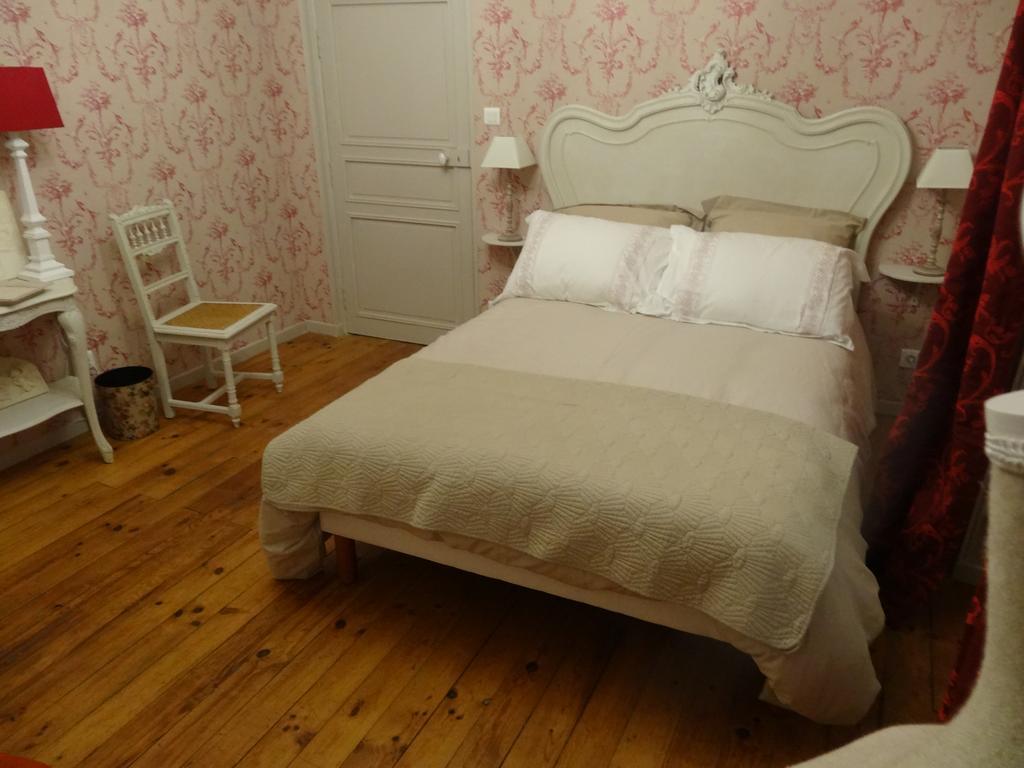 La Bromontoise Chambres D'Hotes Pontgibaud Esterno foto