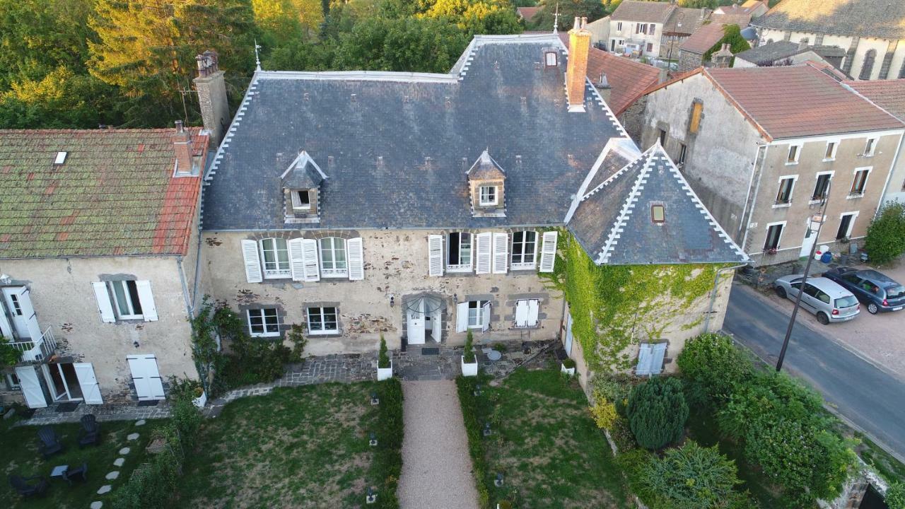 La Bromontoise Chambres D'Hotes Pontgibaud Esterno foto